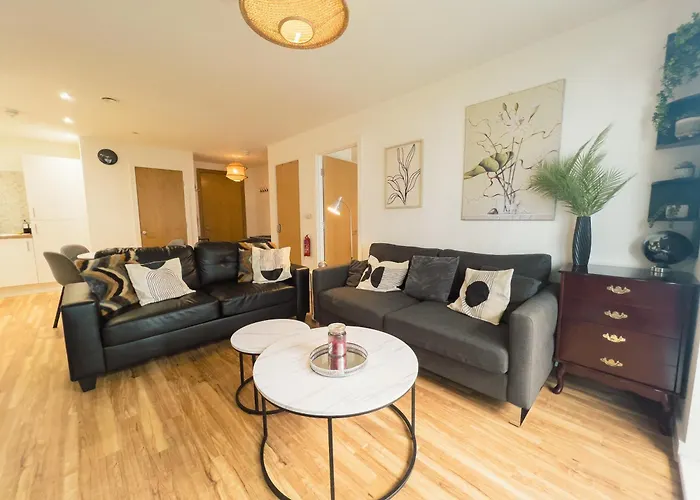 Manchester Waterside Retreat